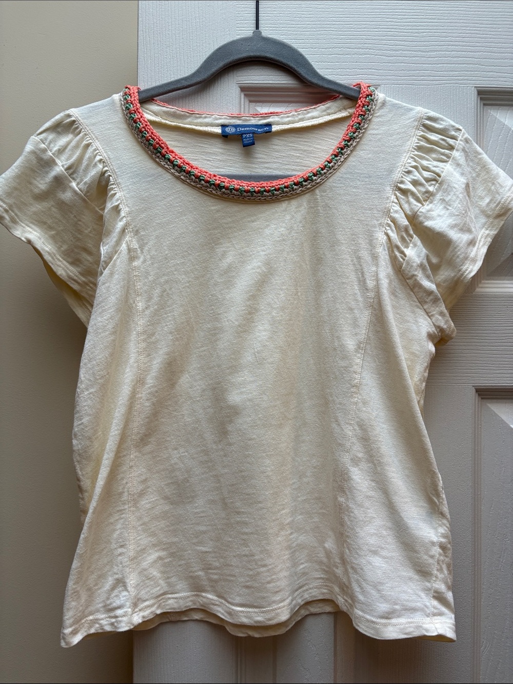 Democracy top Cream Short Sleeve Top with Coral & Green Crochet Neckline PXS